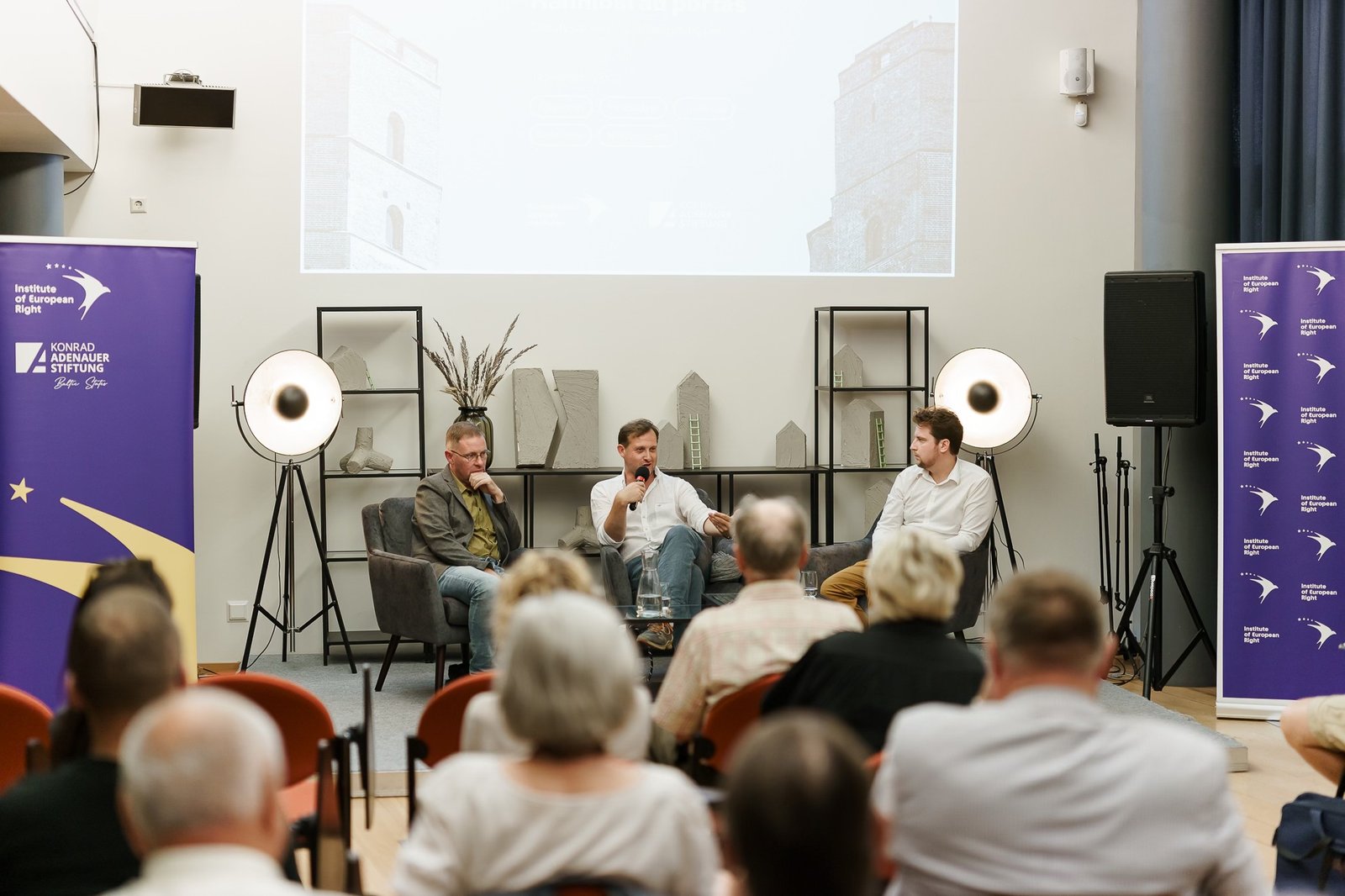 „Hannibal ad portas“ ciklo apie visuotinę gynybą baigiamoji diskusija Klaipėdoje, 2024 m. rugpjūtis