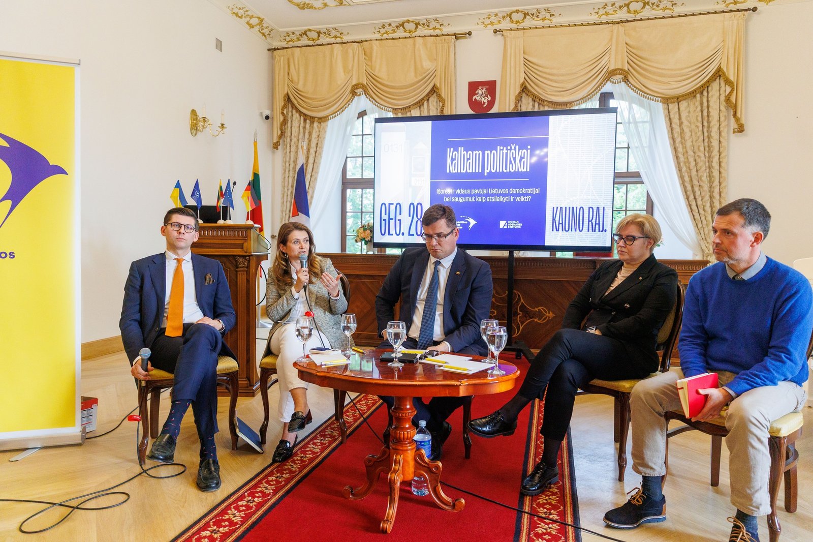 „Kalbam politiškai“ ciklo diskusija Raudondvario pilyje, 2025 m. gegužė