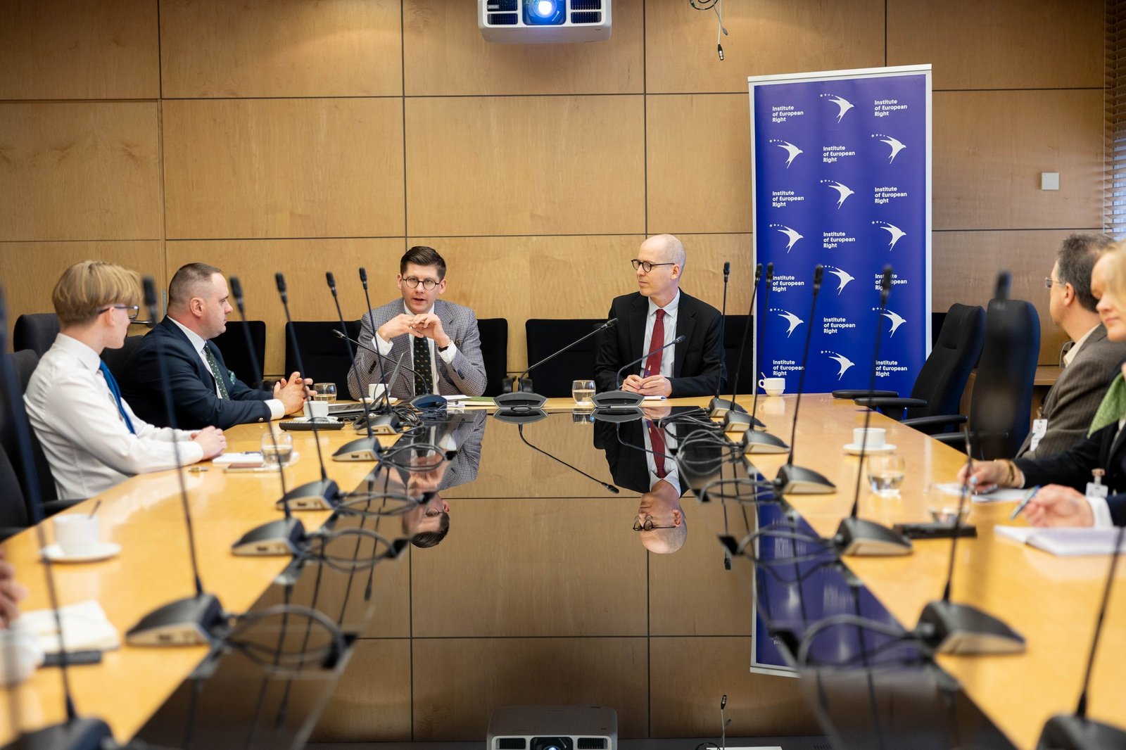 Apskritojo stalo diskusija apie Vengrijos rinkimus Seime